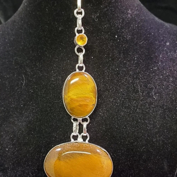 0111. Beautiful! 😍 Solid Sterling Silver and Lucious Tiger Eye for your Wrist! - Picture 7 of 14